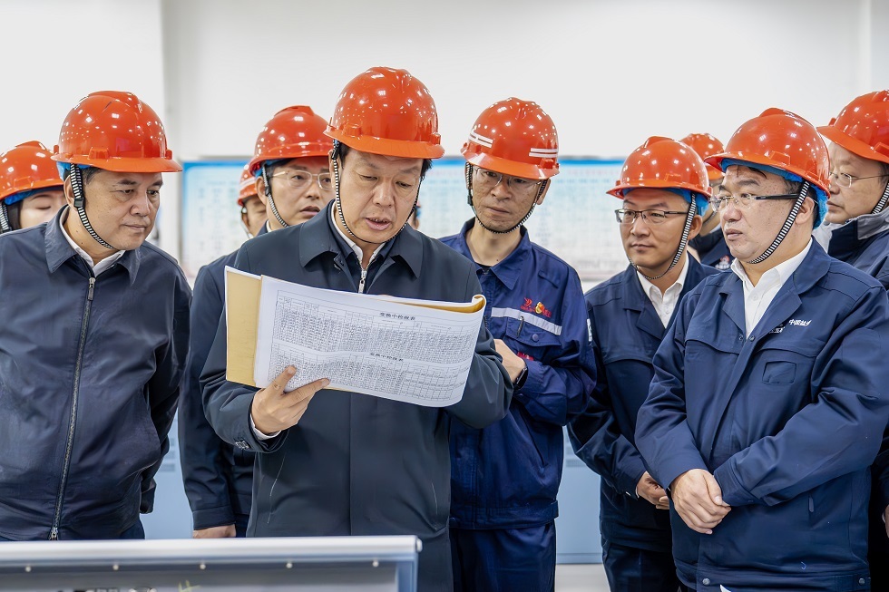 2-陳得信調研鹽湖鎂業甲醇廠